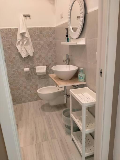 Aura Apartment باري المظهر الخارجي الصورة