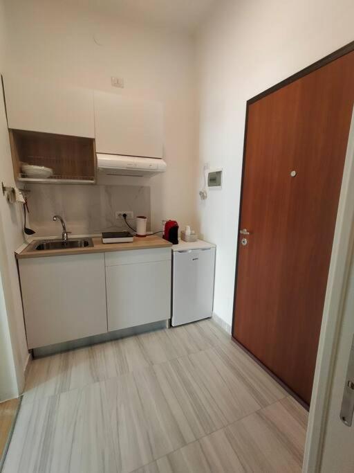 Aura Apartment باري المظهر الخارجي الصورة